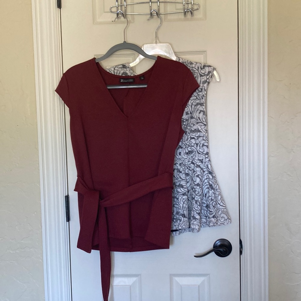 Set of two variety 7th avenue tops